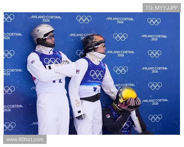 李天马失误落泪 徐梦桃鼓励再战四年